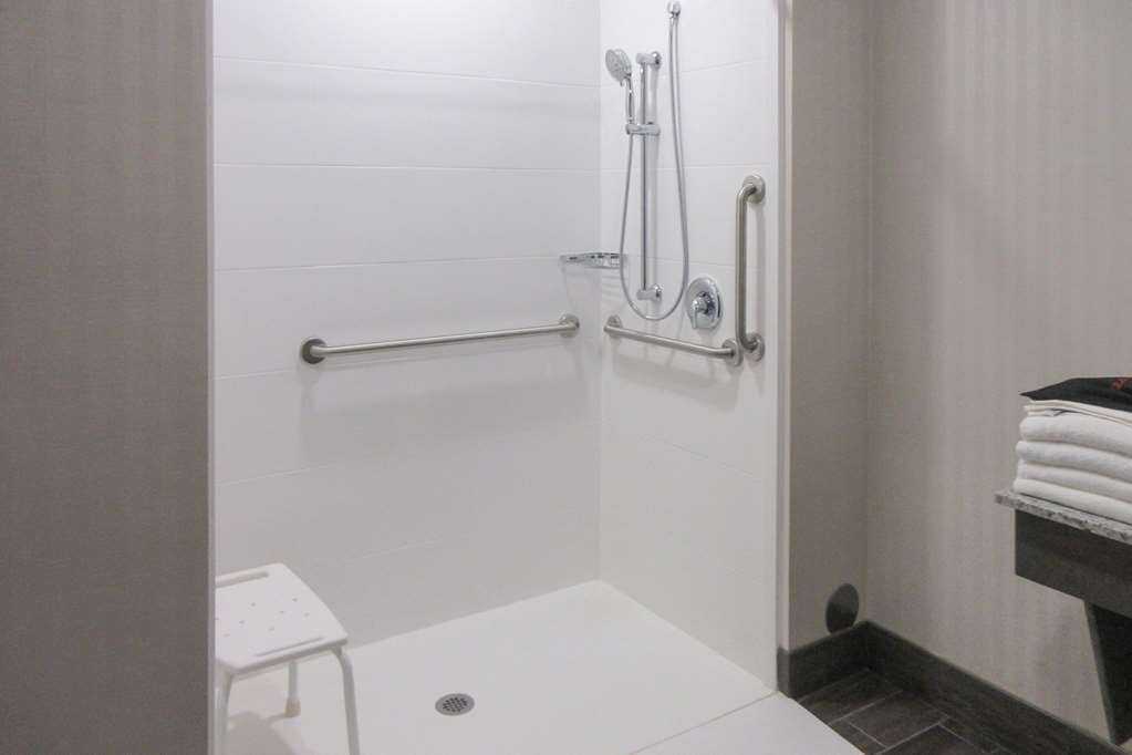 Comfort Suites Grove City - Columbus South Oda fotoğraf